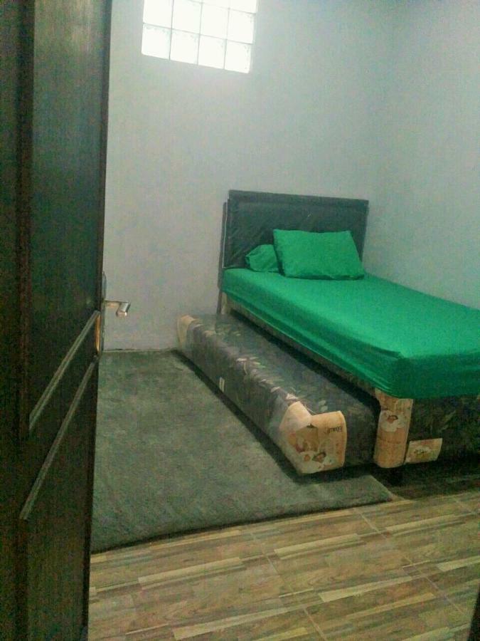 Homestay Bumi Asri III Cikutra Bandung Exteriör bild