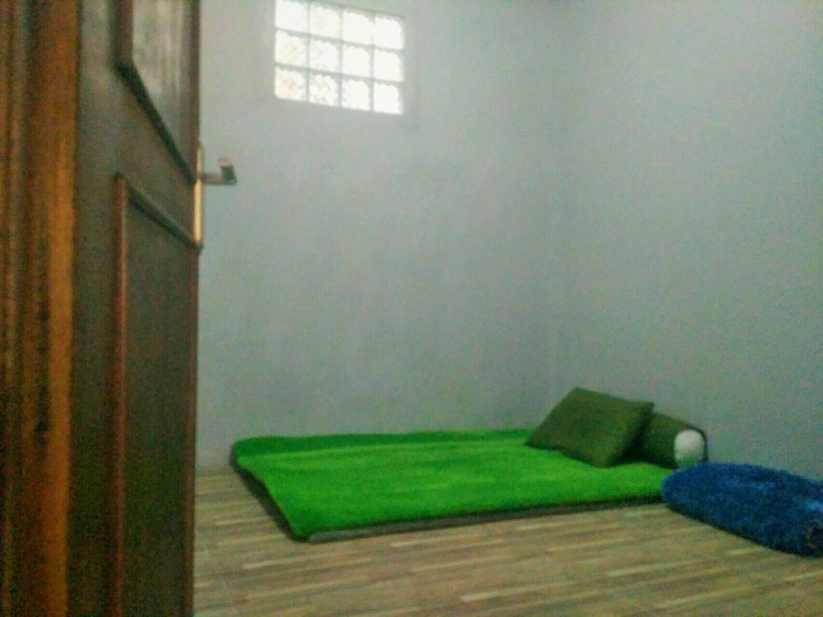Homestay Bumi Asri III Cikutra Bandung Exteriör bild